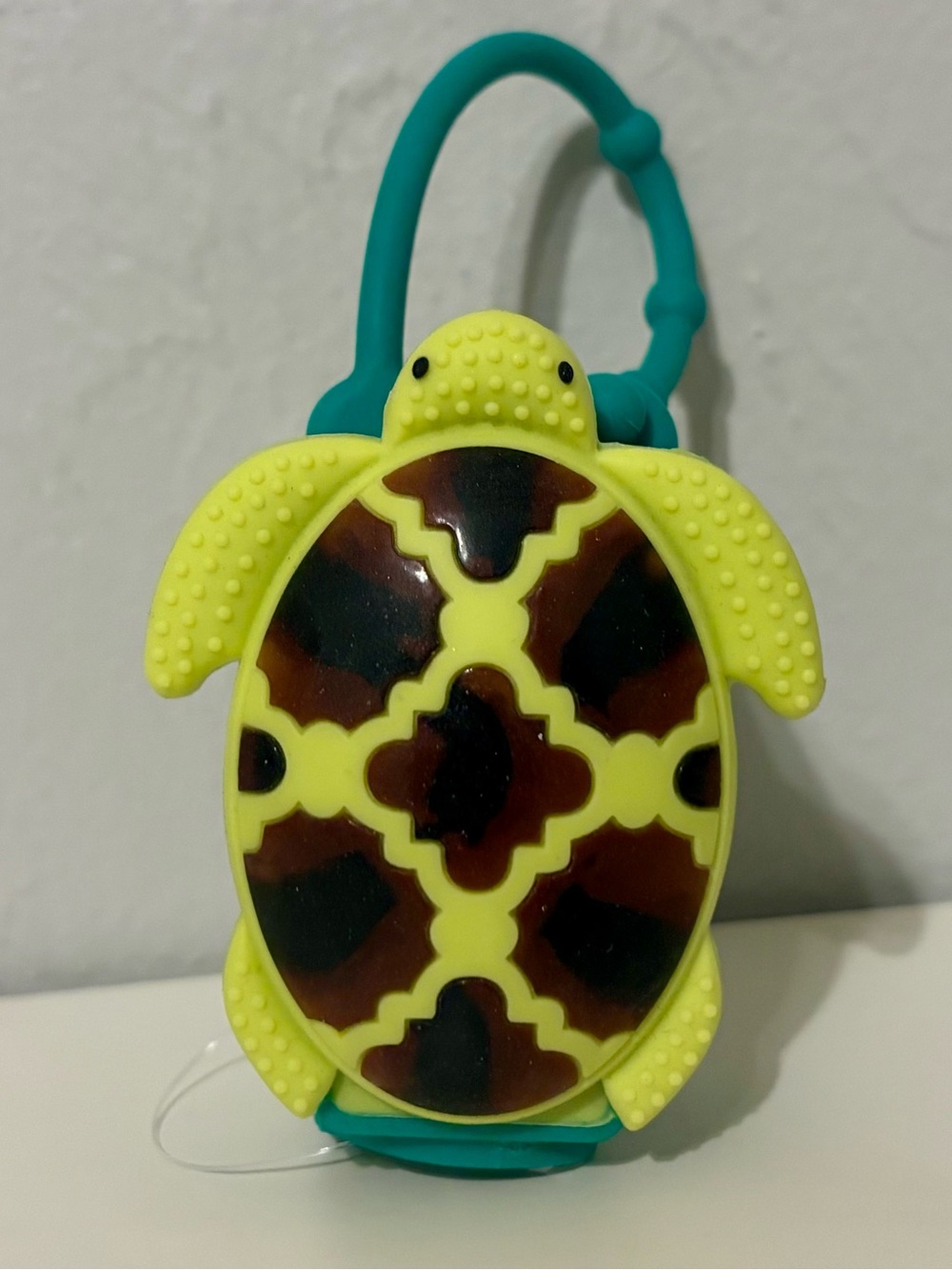 Bath & Body Works Turtle Pocketbac Sanitizer Holder
